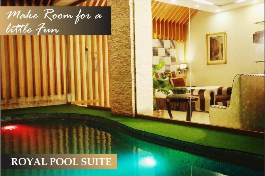 Hilton Suites ลาฮอร์ ภายนอก รูปภาพ